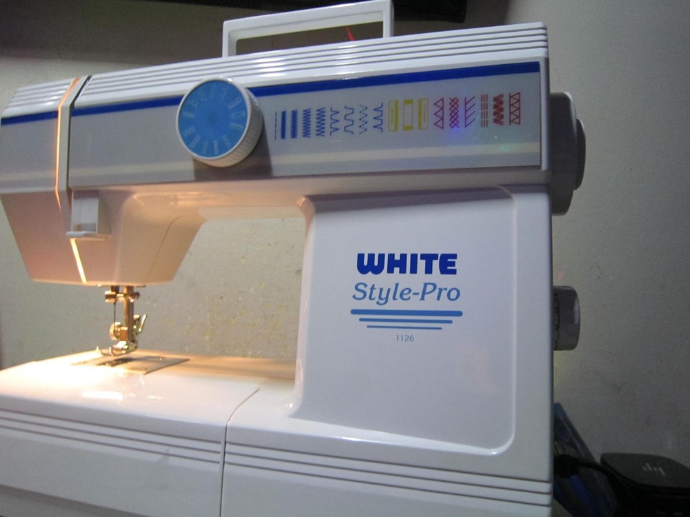 Working White Style Pro 1126 Sewing Machine FREESHIP
