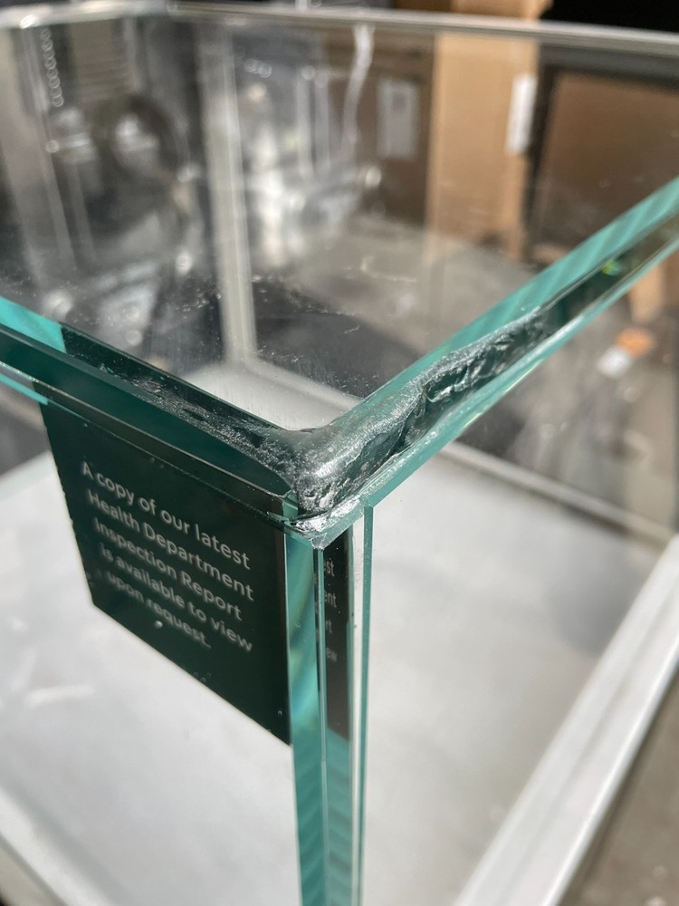 Structural Concept SBZ2852DR 28" Glass Top Display Case