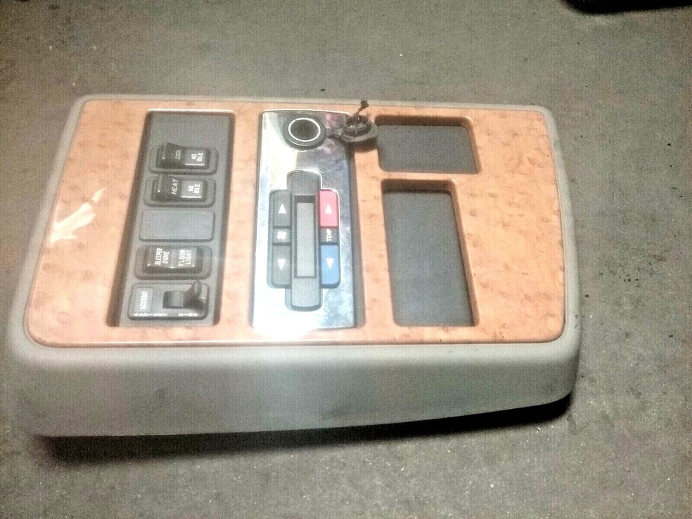 INTERNATIONAL  PROSTAR SLEEPER CONTROL  PANEL XS168869