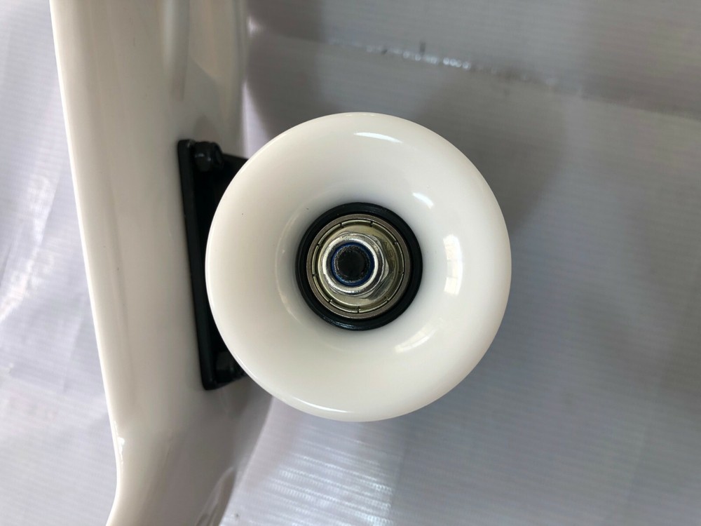 22" Skateboard Mini Cruiser Penny Style Board Plastic Deck. White/White