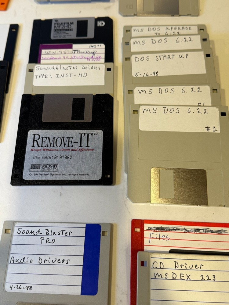 Vintage PC 3.5 Floppy Disk Software OS Programs 3 1/2 Inch DOS Windows