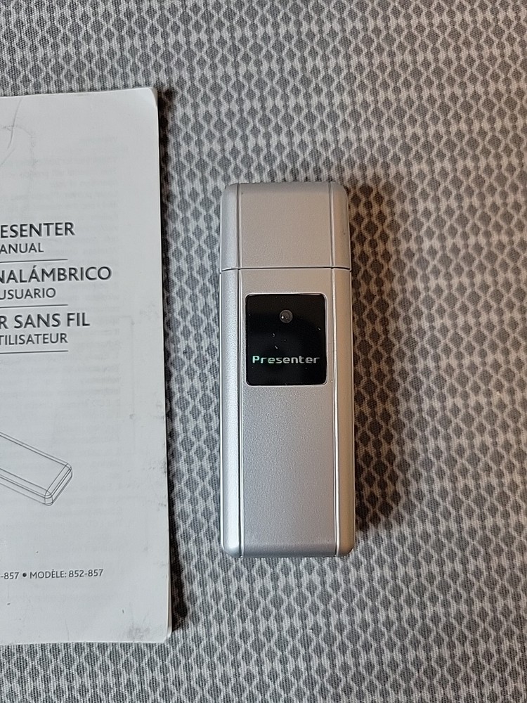 Ativa Remote Wireless USB Laser Presenter - 852-857