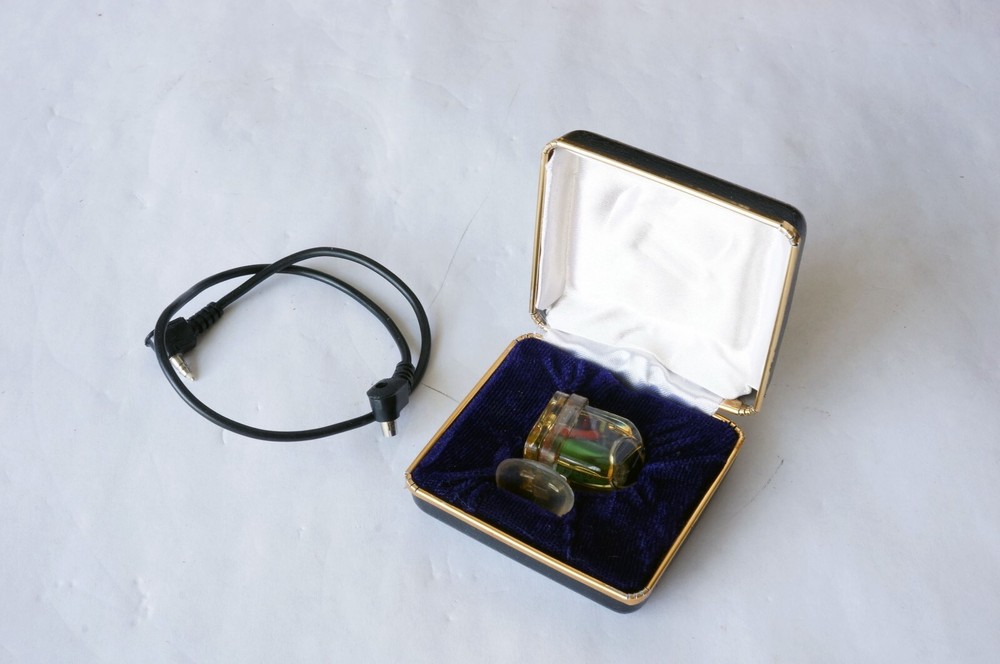 NISSIN SYNCHRO EYE MICRO CAMERA FLASH SLAVE W/ PC CONNECT TRIGGER WORKING ORDER