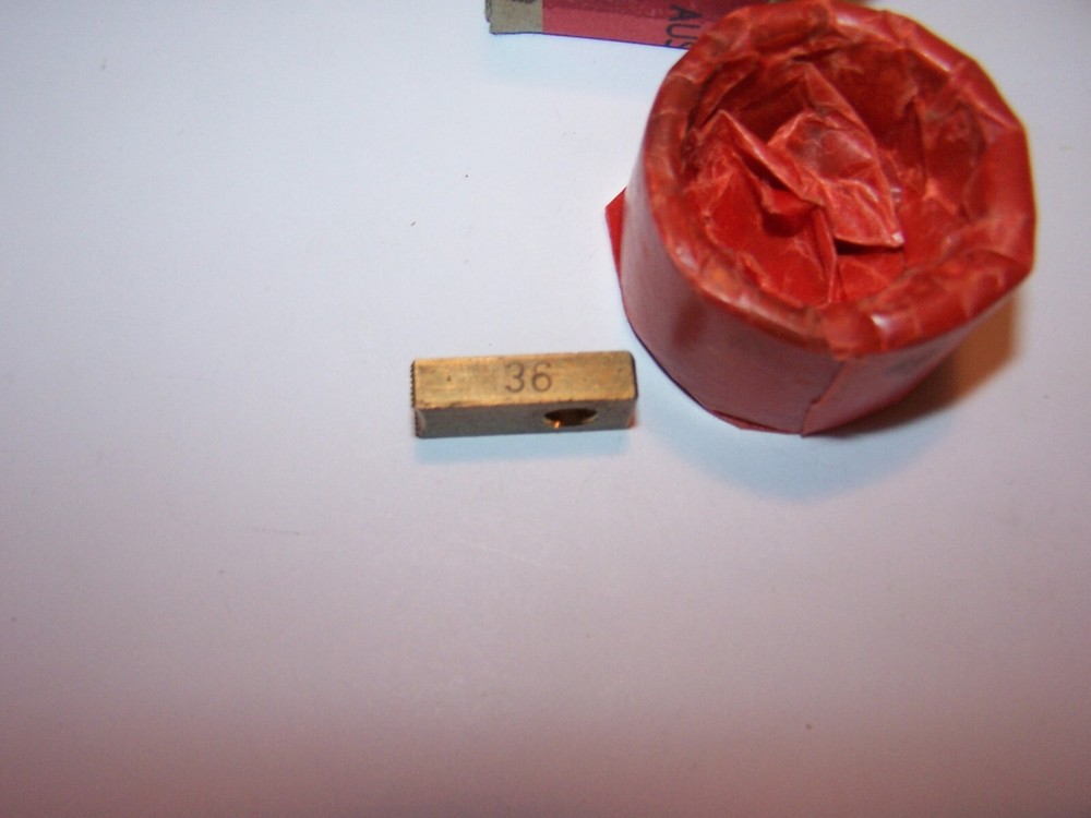 UNIMAT , Thread Pattern #1271, Size 36, NOS, fits Threader #1270, Austria, #117