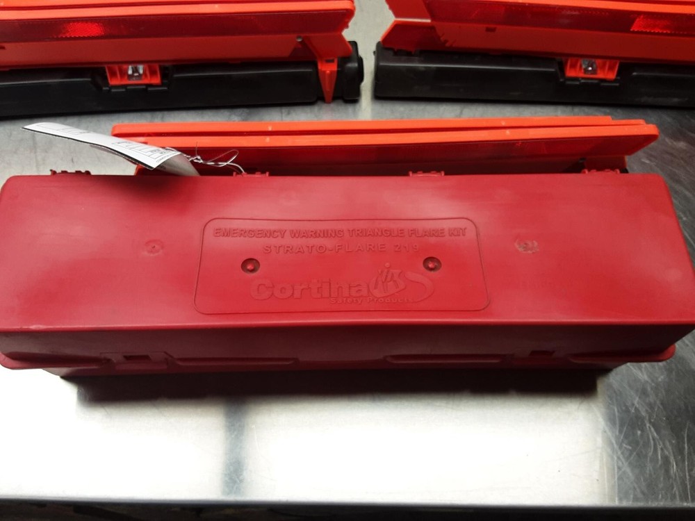 Cortina Safety Products 3 Warning Triangle Kit