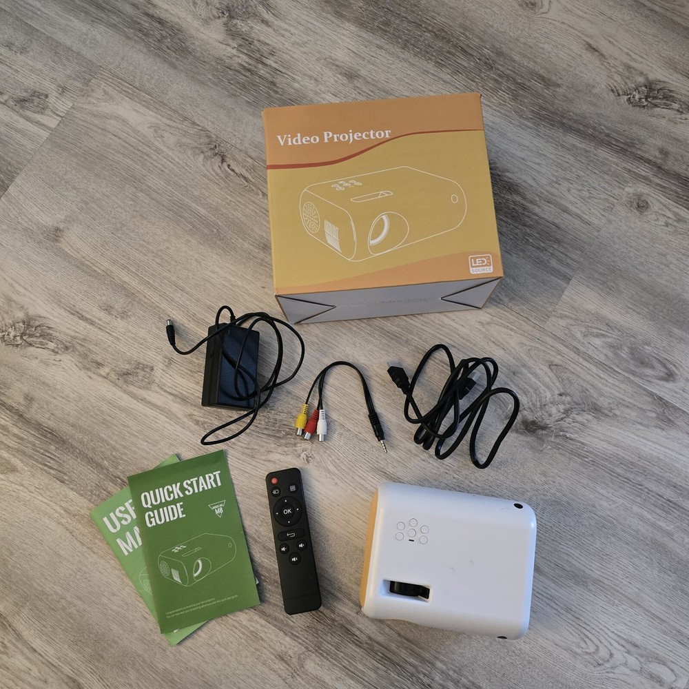 Mini Video Projector Native 1080p Led Lights ,tested Works