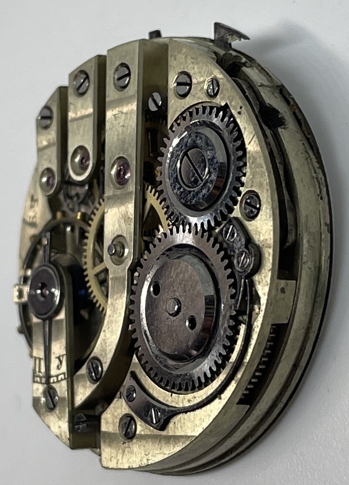 RUSSIAN POCKET WATCH MOVEMENT /Pretty Dial / Runs