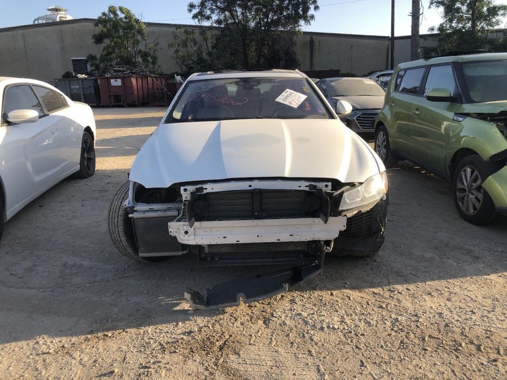 Sun Visor Left Driver Fits 16-19 XF 962300