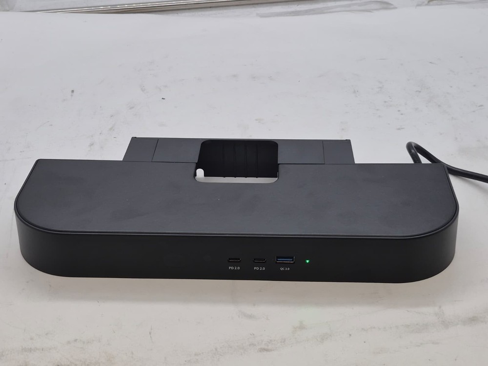 Clear Space Design Smart Power Docking Station
