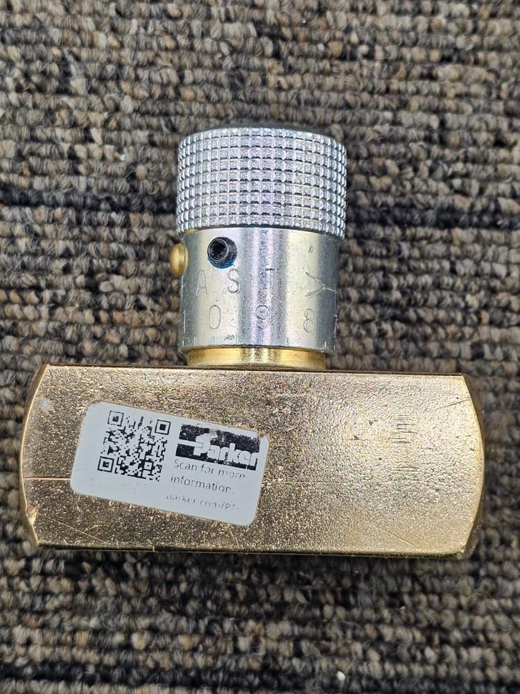 Parker 1A863: Flow Control Needle Valve, 3/8 NPT, 8 Gpm, 2000 Psi