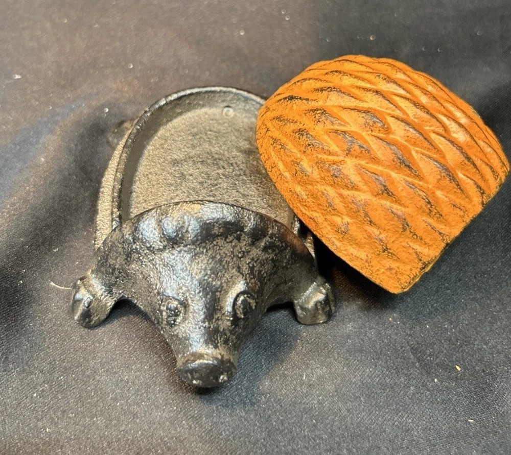 Small Cast Iron Hedgehog Hide a Key / Trinket Box