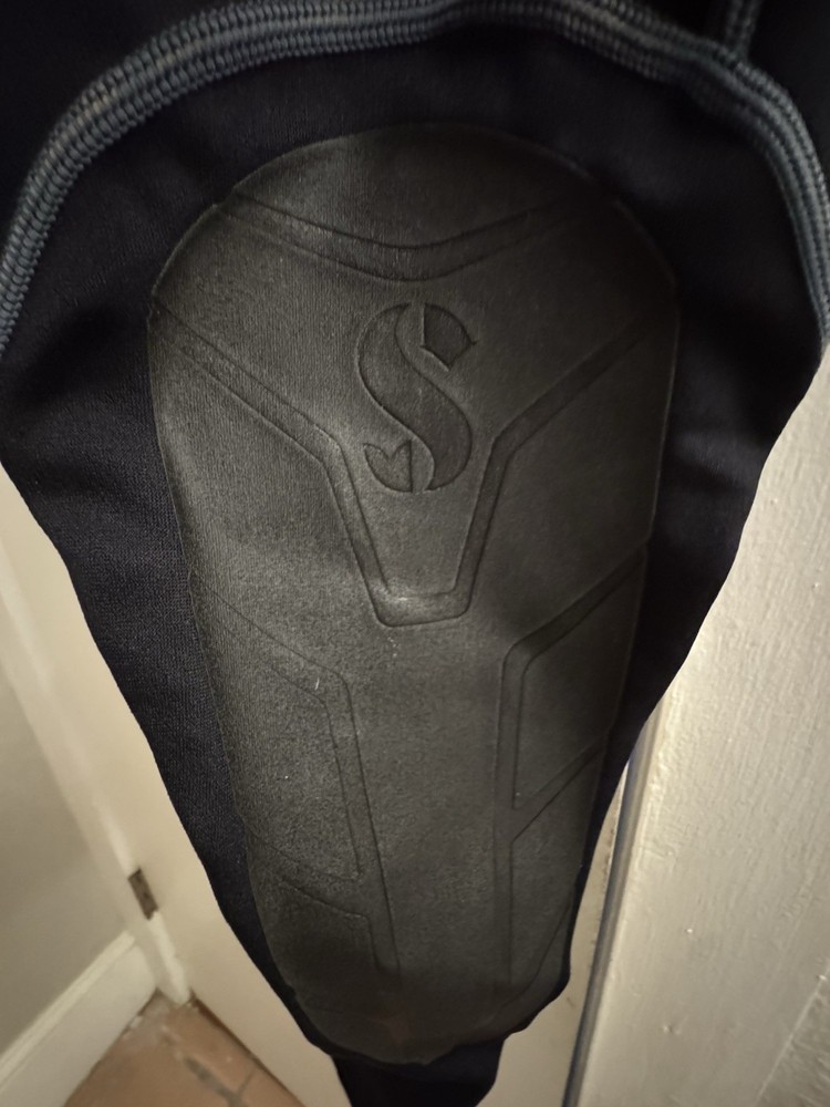 Scubapro Oneflex wetsuit, size S- Good Condition