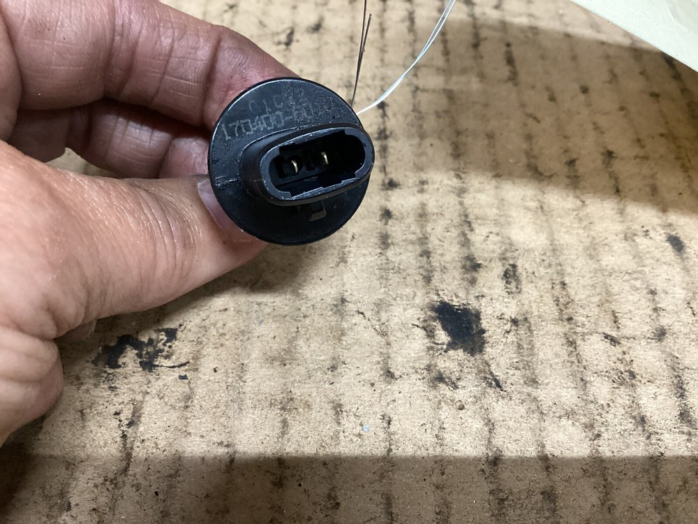 SUZUKI AIR INTAKE TEMPERATURE TEMP SENSOR