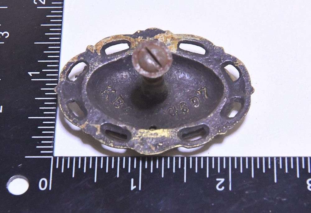 2 VINTAGE MATCHING BRASS OVAL DRAWER PULLS