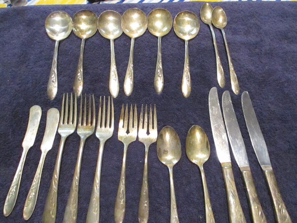 Carlton 1957 Silverplate Flatware CHERIE - 20 Assorted Replacement Pieces