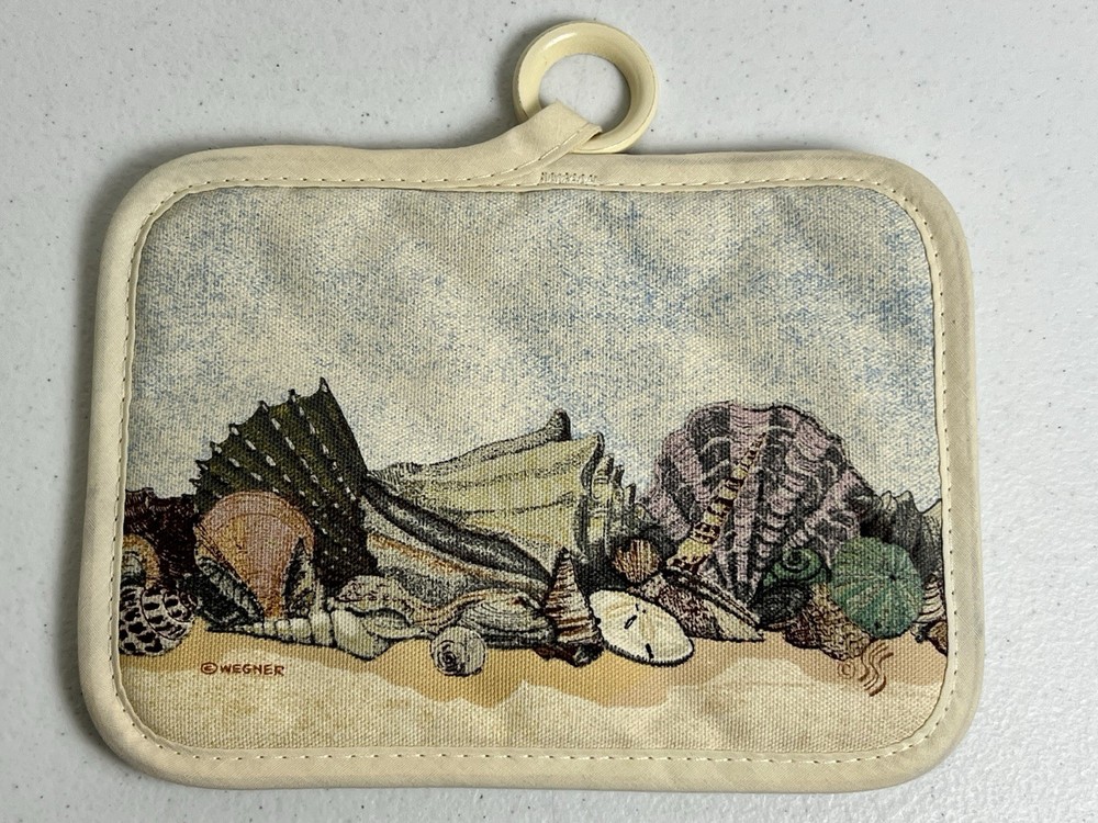Vintage Pot Holder Features Seashore Shell Beach Design Wegner Kitchen Decor