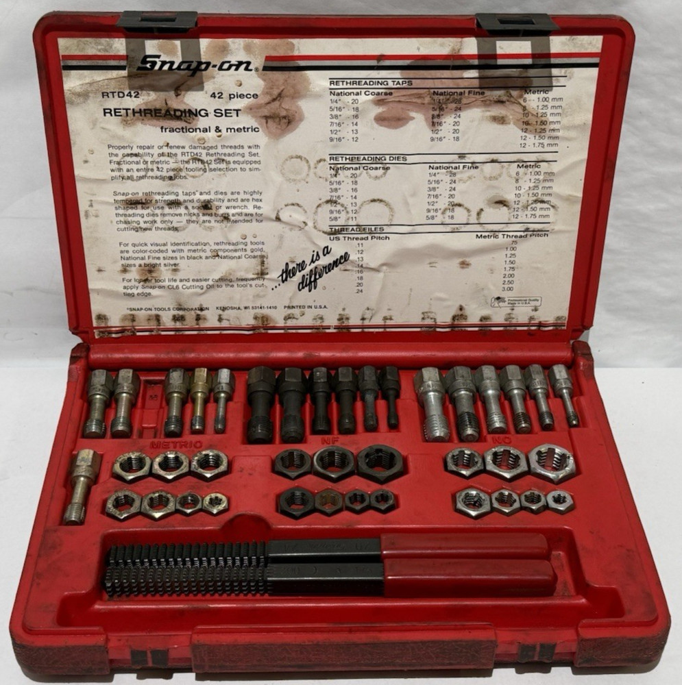 Snap On Tools RTD42 Rethreading Set in Case Threading Tool (Missing 1pc)