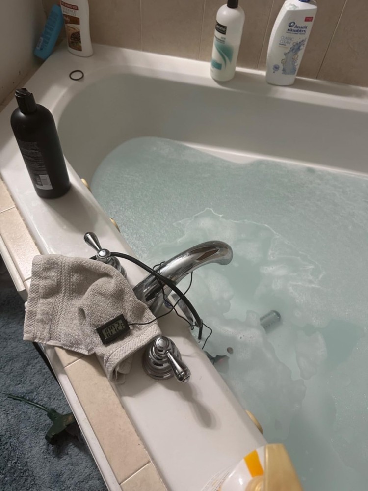 Electric Pool Water Heater Portable Hot Bath Tub Warmer Heating Element 1500W