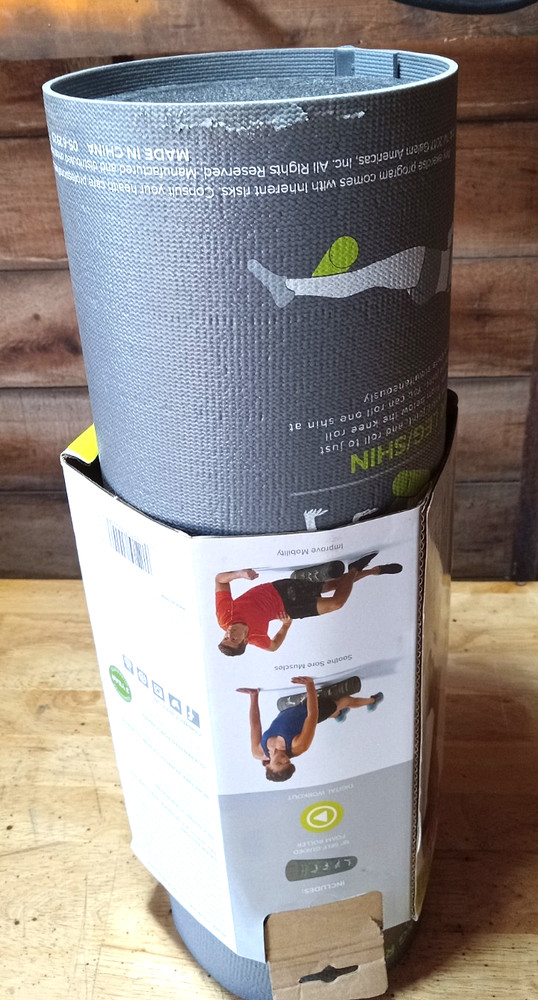 Gaiam Restore : Self-Guided Foam Roller (18")