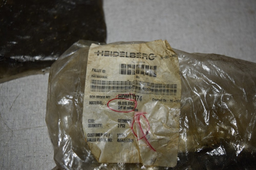 Heidelberg Press 86.015.015F Chains Lot