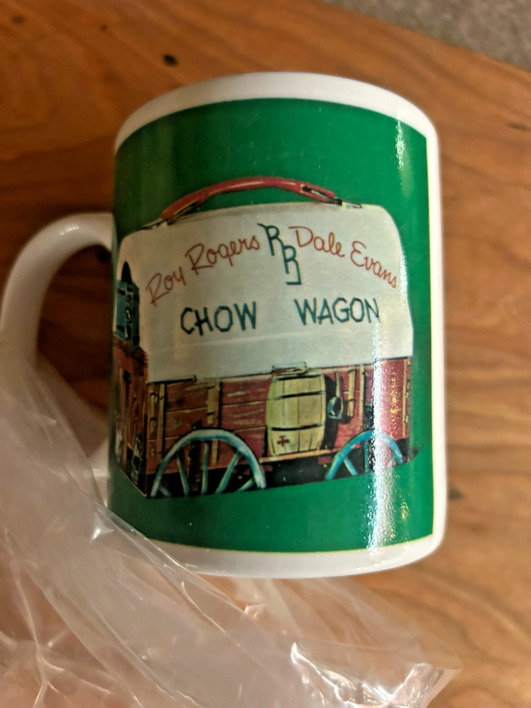 ROY ROGERS Chow Wagon Mug, NEW