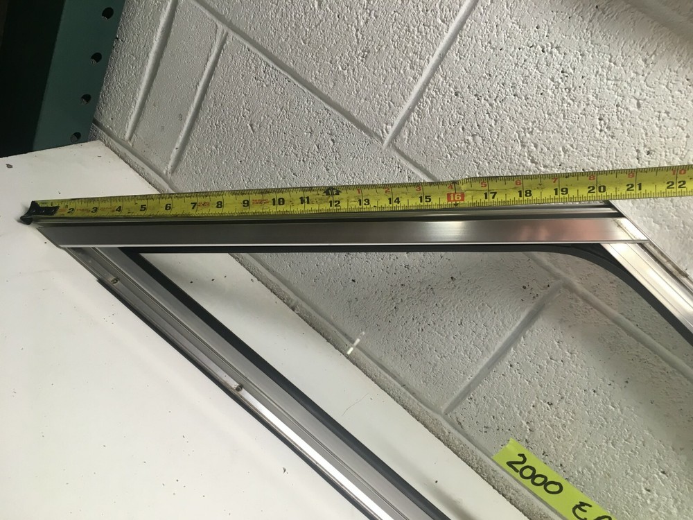 Z7 2000 Ebbtide 1900 Boat Windshield Passenger Left Port Side