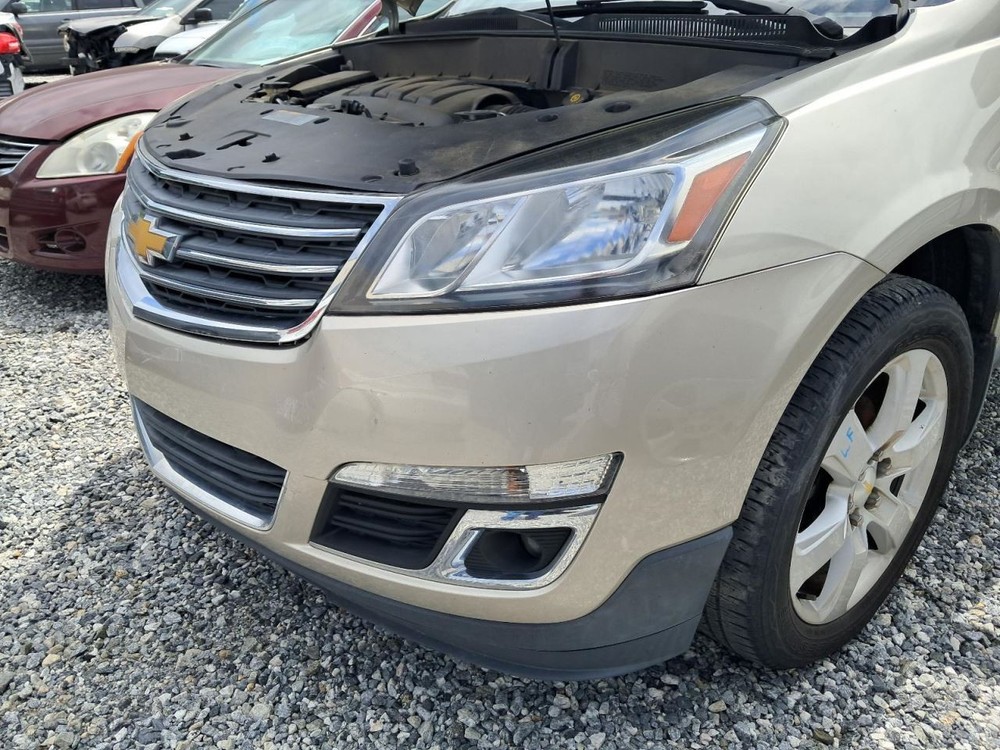 TRAVERSE 2017 Glove Box 4744060