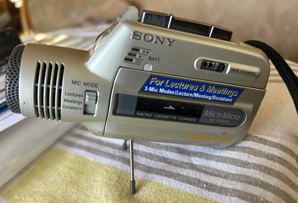 Sony Microcassette M-100MC Silver Handheld Microcassette Clear Voice Recorder