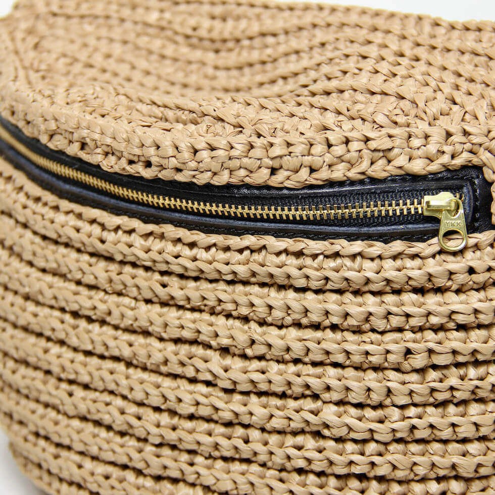 Genuine Leather Zipper Pull (Large 22cm x 3cm) Black