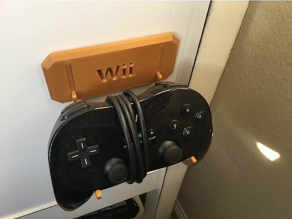 Nintendo Wii Classic Controller Pro Wall Mount Joypad Hanger Mountable with Logo