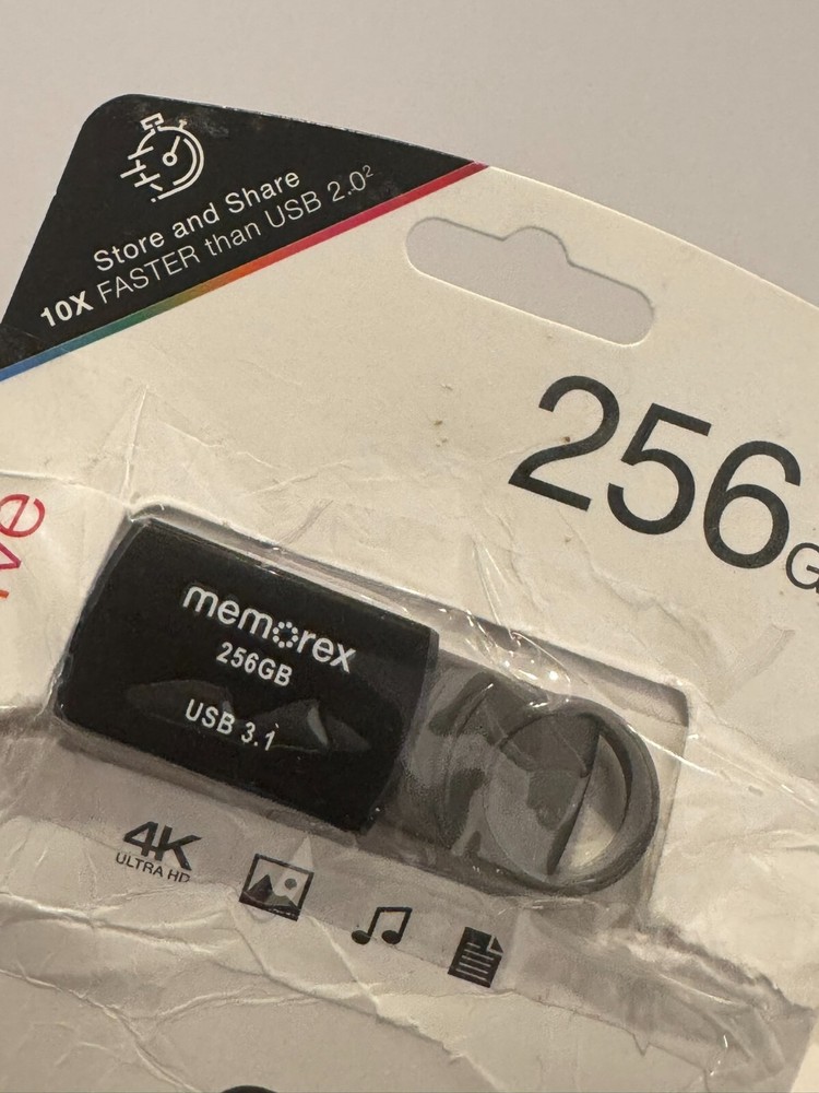 Memorex 256GB USB 3.1 - Black