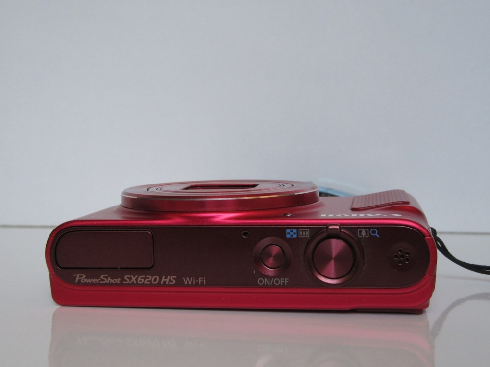 Canon PowerShot SX620 HS 20.2MP Digital Camera - Red - Bundle - Great Condition