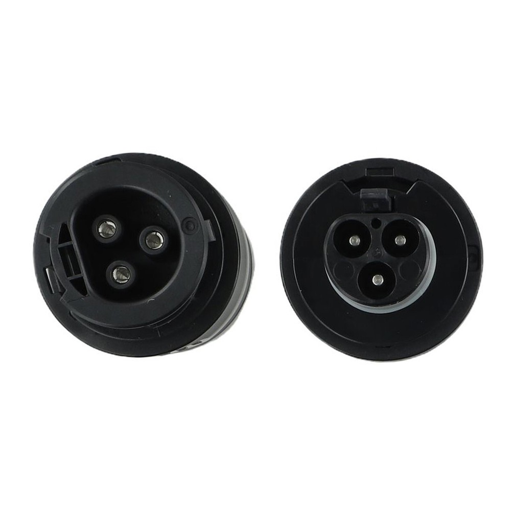 Secure and Efficient AC Socket and Plug for Inverters Easy Installation