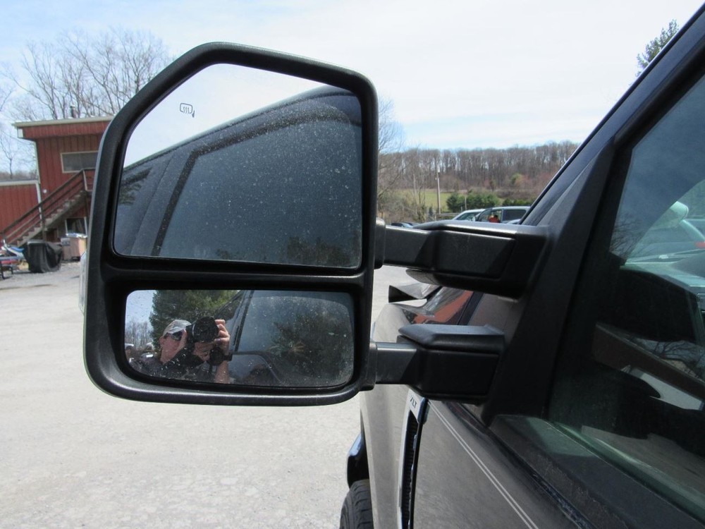 F250SD 2018 Glove Box 1037136