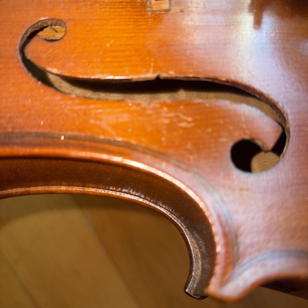 Violin: "Copy Of Antonius Stradivarius