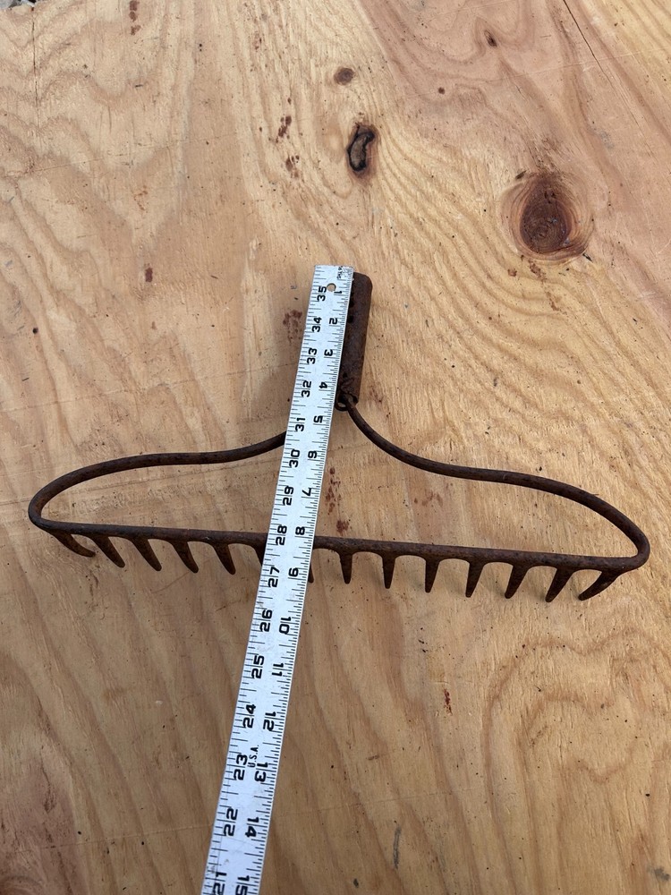 Rake Head Rusty Rustic no handle Original Vintage Primitive Metal