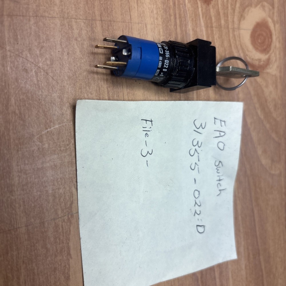 EAO 31-355-022 D  Keylock  Switch