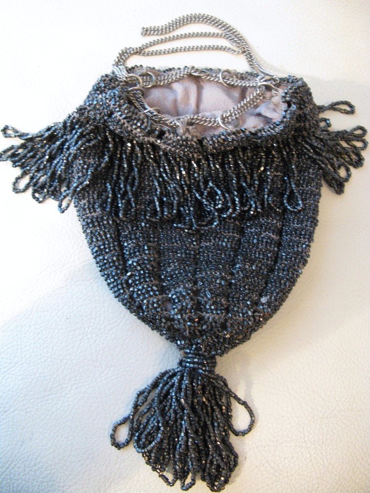 Antique Art Deco Crochet Silver Grey Bead Lined Chain Drawstring Flapper Purse