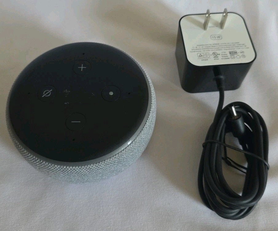 Amazon Echo Dot (3rd Generation) Smart Speaker - Charcoal D9N29T