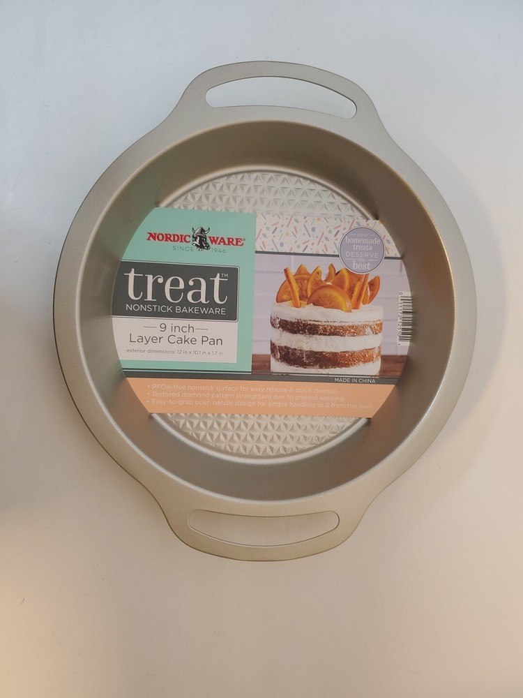 Nordic Ware NonStick 9" Layer Cake Pan Handles Textured