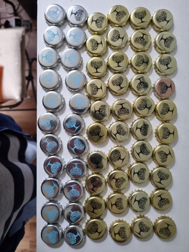 60 Mixed Fever Tree Crowns Tops Caps
