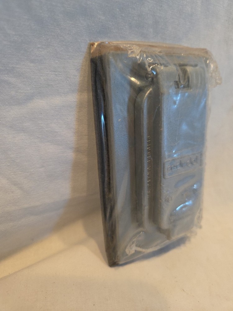 RED DOT RCCDV DUPLEX COVER VERTICAL SILVER