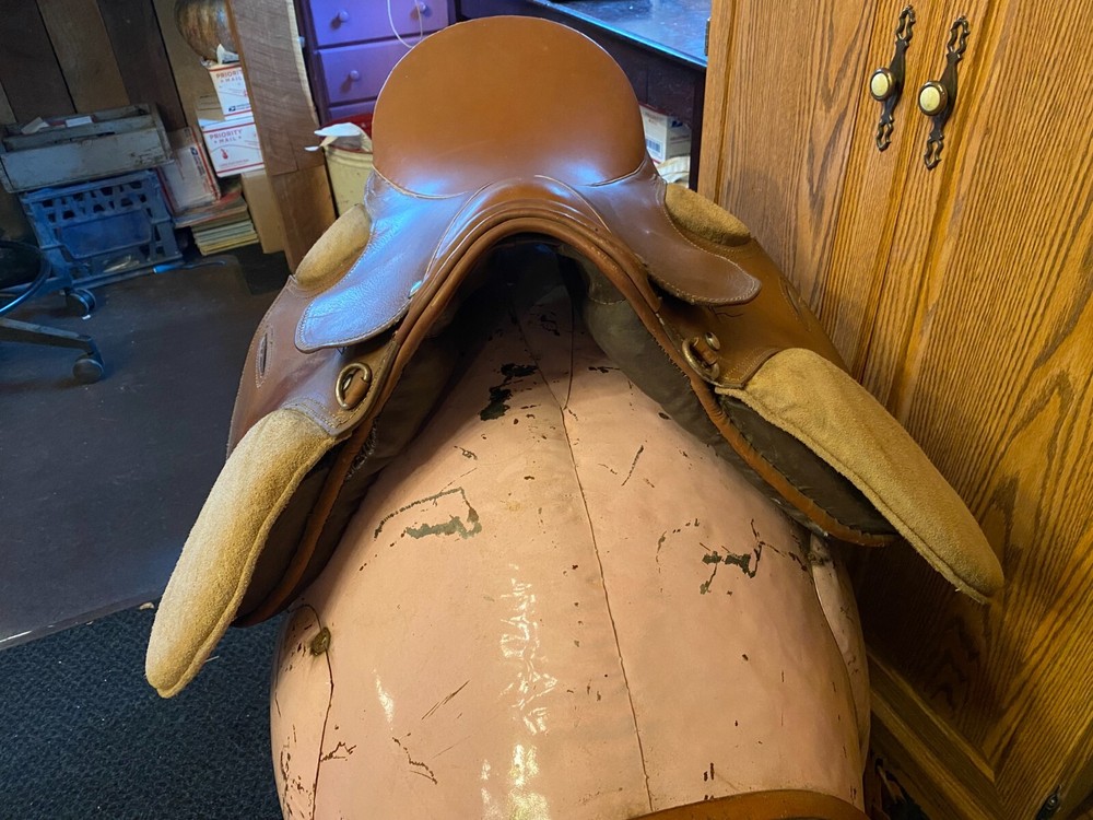 Vintage Leather English Horse Saddle
