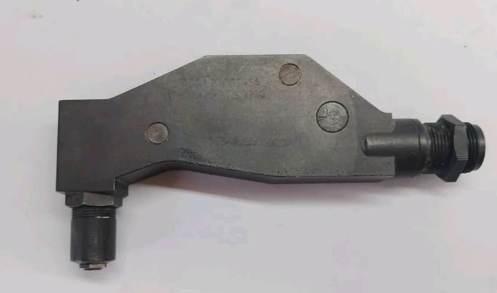 CherryMAX Aerospace 456MAX 753-54 Offset Pulling Head Right Angle  A