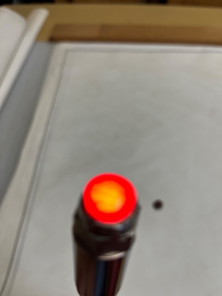 B-17 bomber flight deck red indicator lights