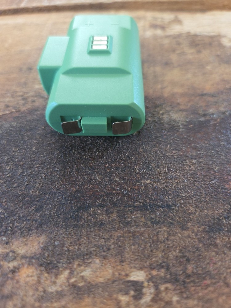 Power A Xbox One Replacement Rechargeable Green Battery