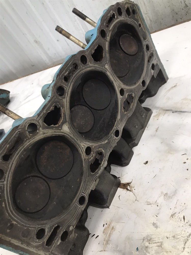 OMC 3.8 L GM V6 Stringer Boat Marine Engine cylinder head