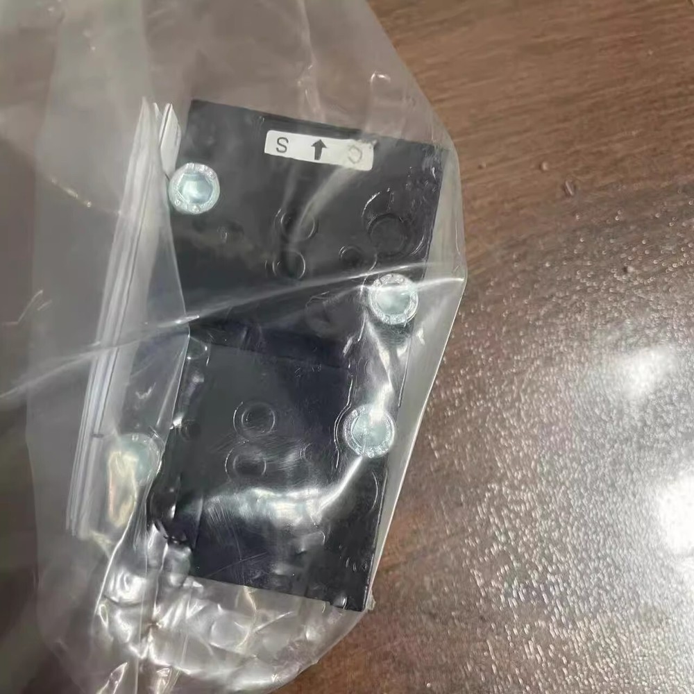 AVENTICS Solenoid Valve 5812280080