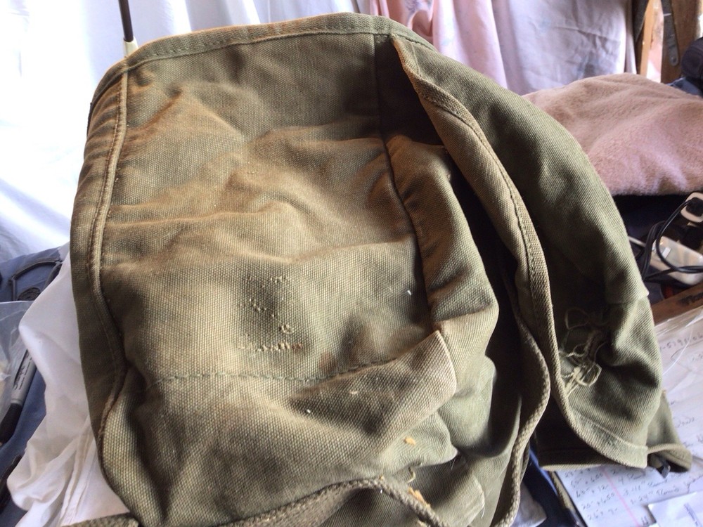 WW11-military 1945 Cargo Field Pack Scuff Marks Stitch & Ring Missing Backpack