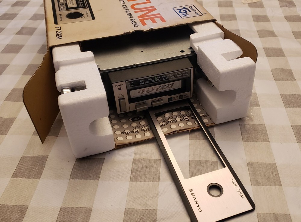 Brand new rare Sanyo cassette player